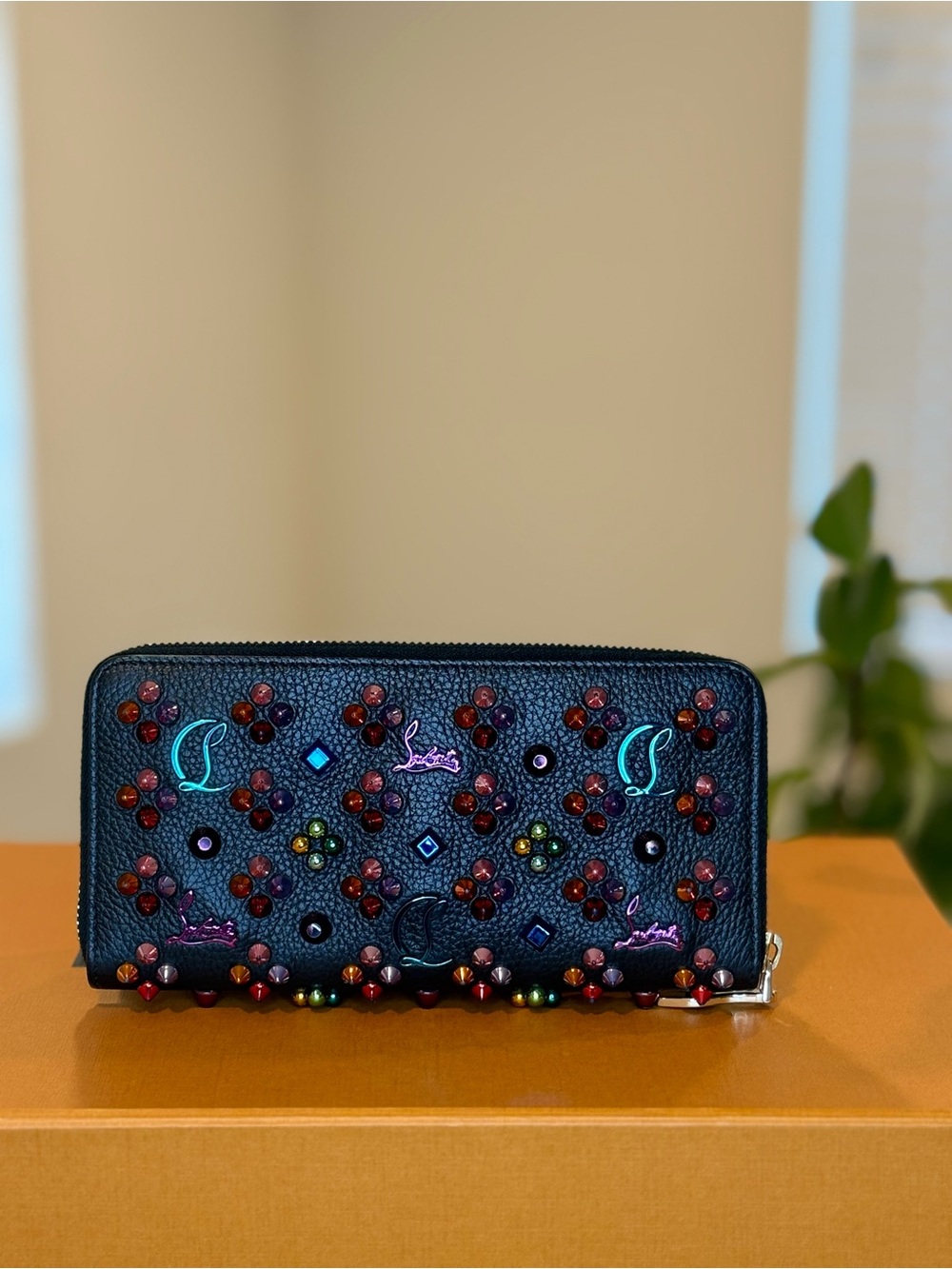 π³πππ π΅ππ Christian Louboutin Black Zip-Around Wallet with Multicolor Crystals - Picture 4 of 10